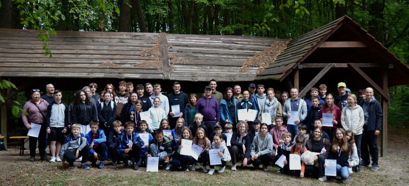 Uczniowie „Jagiełły” wsparli organizację gry terenowej „Na partyzanckim szlaku”