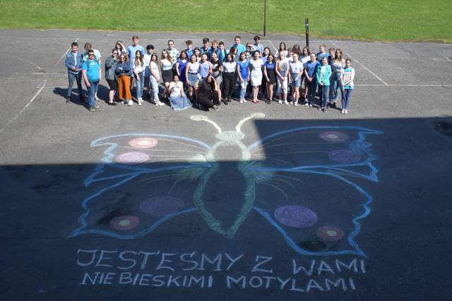 JESTEŚMY Z WAMI NIEBIESKIMI MOTYLAMI!