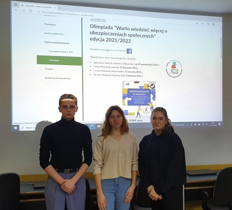 Uczniowie Jagiełły w półfinale Olimpiady "Warto wiedzieć więcej o ubezpieczeniach społecznych"!